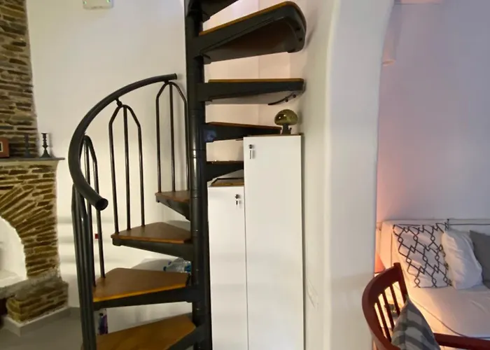 度假居 Agioutanti Spot