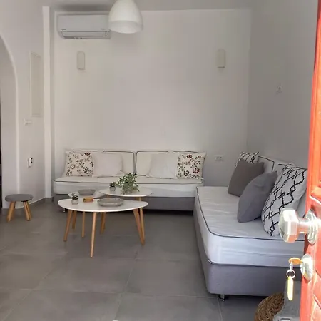 Agioutanti Spot