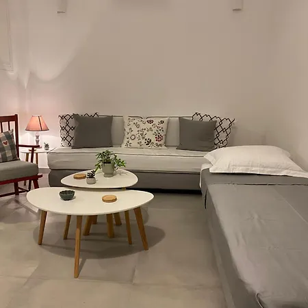 بيت للعطل Agioutanti Spot *