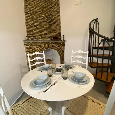 Agioutanti Spot بيت للعطل كيثنوس